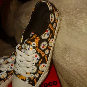 Low top Steelers canvas shoes official NFL licensed
